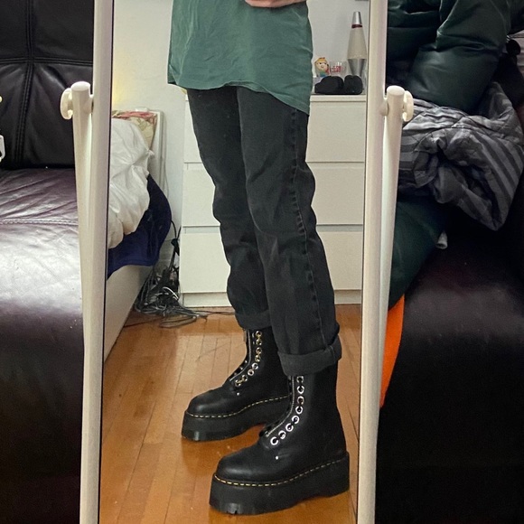 Doc Martens Sinclair Hi Max Platforms - Picture 8 of 9